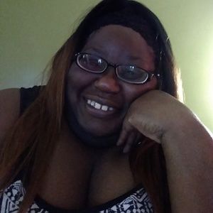 Meet your Posher, Pamela